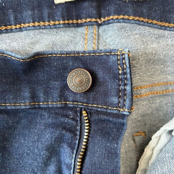 720 Levi’s High Rise Super Skinny Women's Jeans - Picture 8 of 12